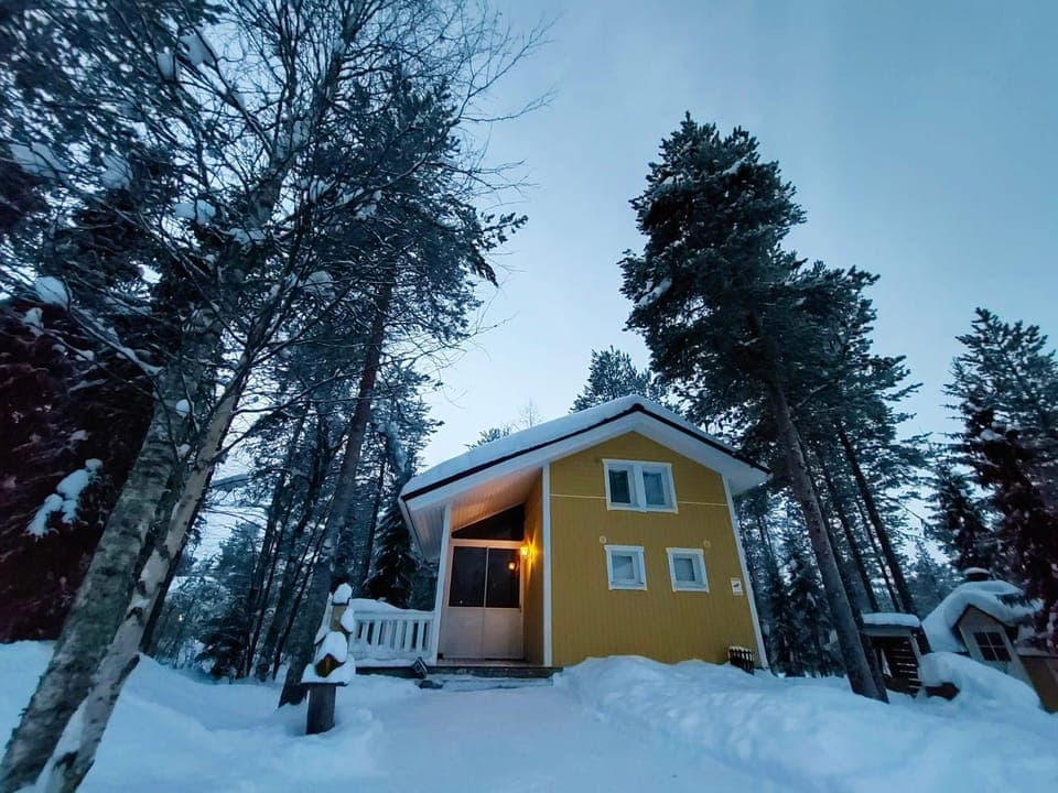 Property building, Natural landscape, Winter