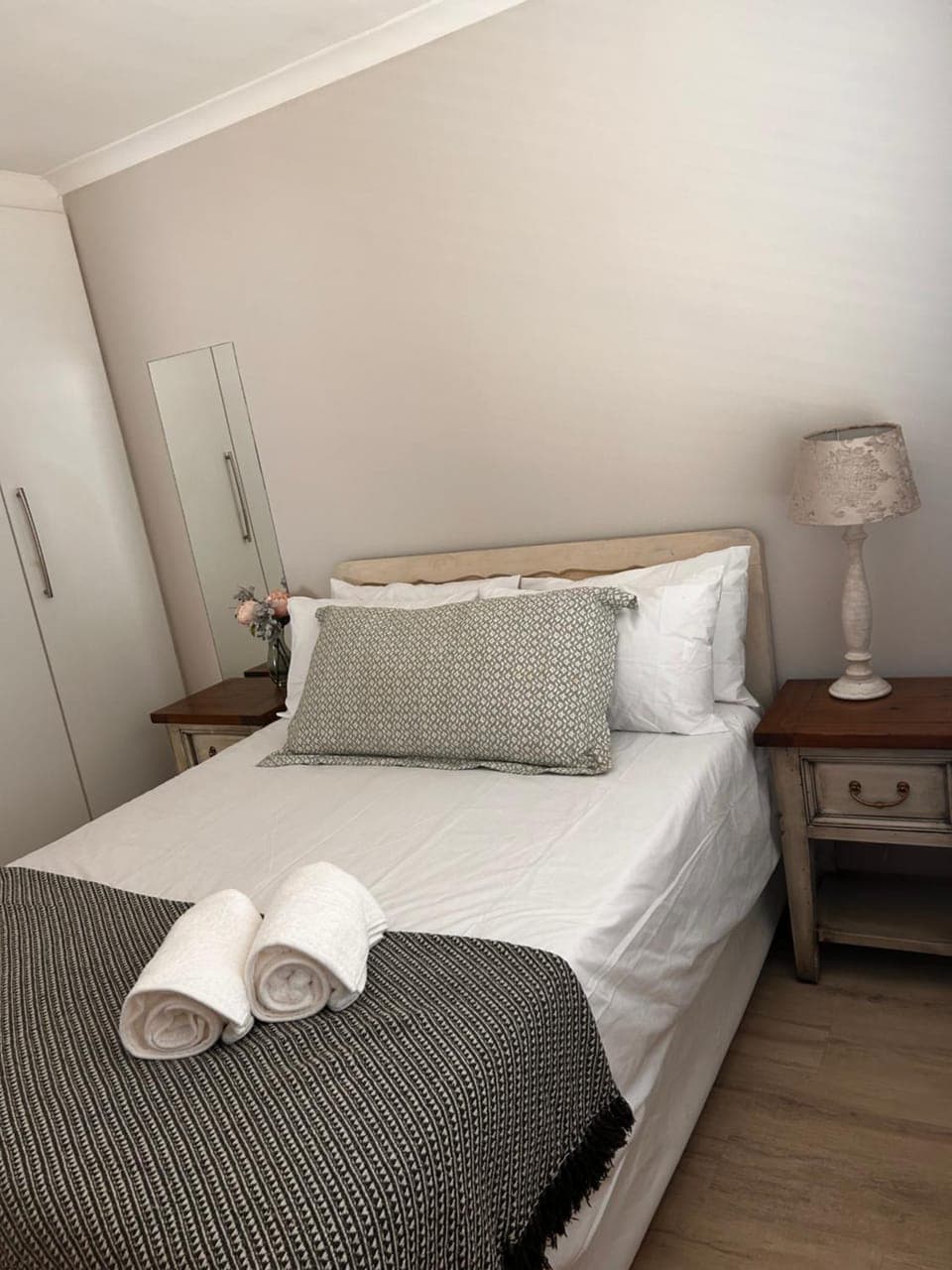 Bedroom, towels, wardrobe