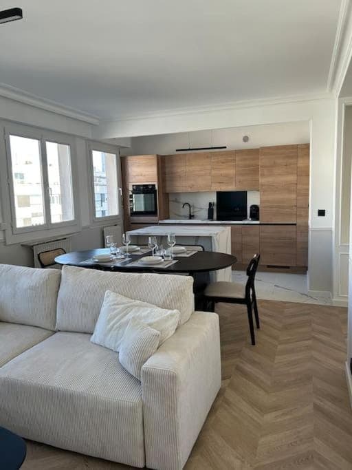 Communal lounge/ TV room, Dining area