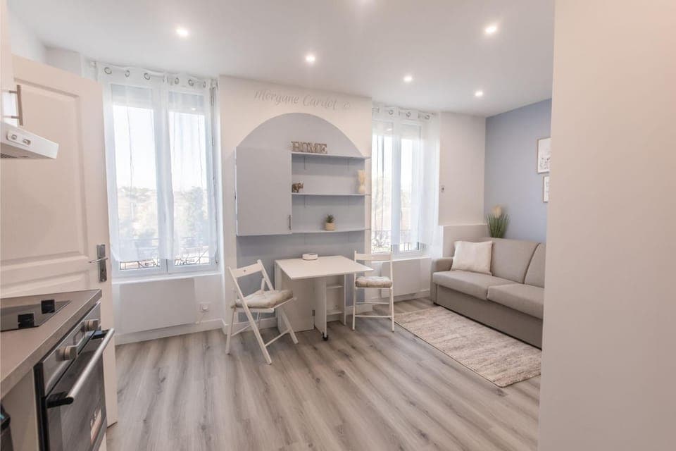 Kitchen or kitchenette, Living room, Dining area, pet friendly