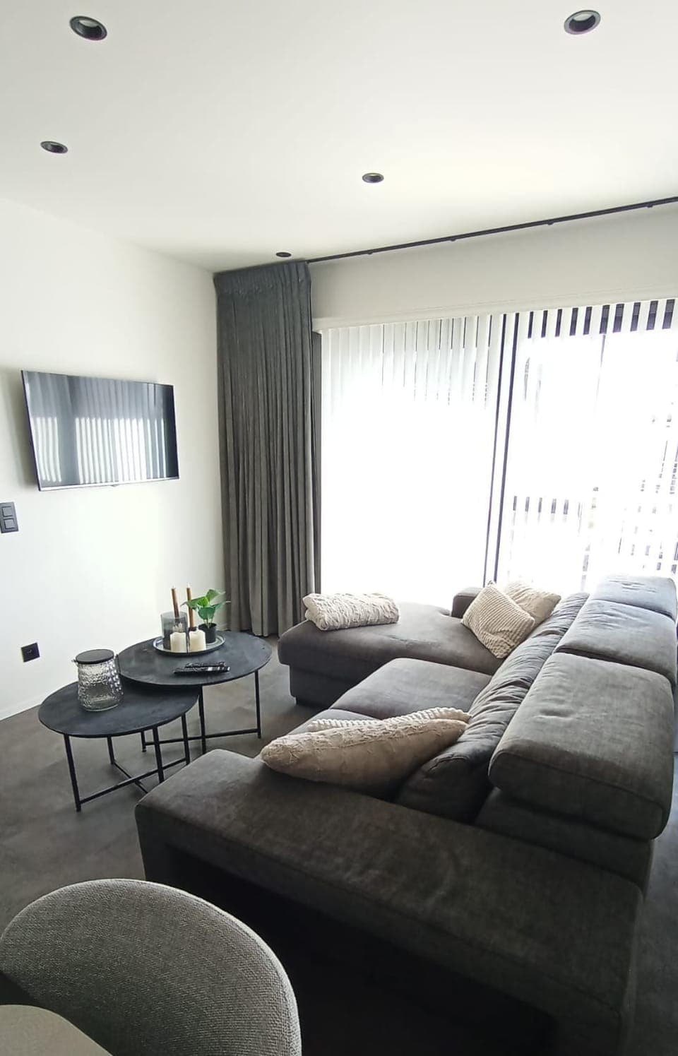 TV and multimedia, Living room, Seating area