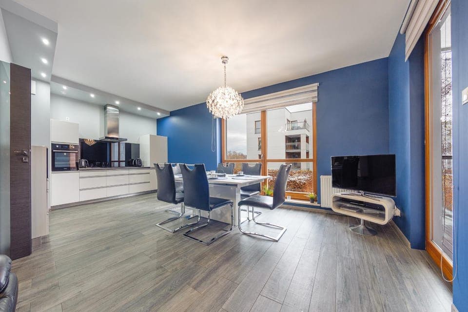 TV and multimedia, Living room, Dining area