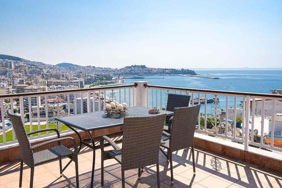 Patio, Balcony/Terrace, Mountain view, Sea view