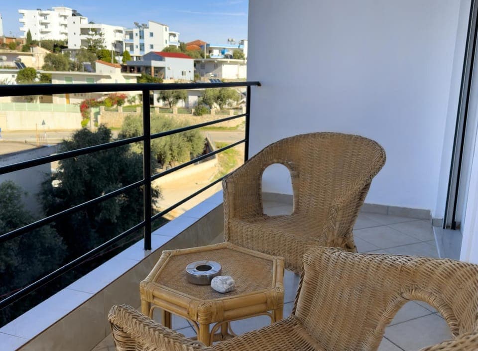 Day, Balcony/Terrace, Seating area, Breakfast