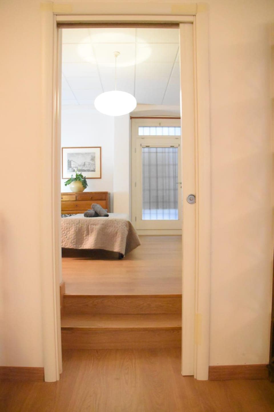 Bed, Photo of the whole room