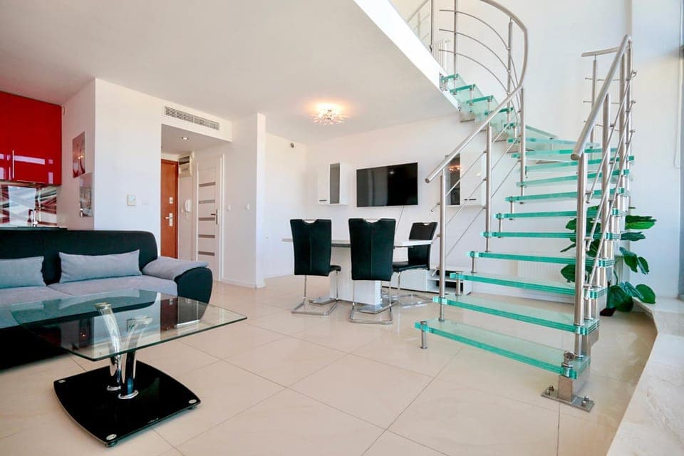 Communal lounge/ TV room, TV and multimedia, Living room, Seating area