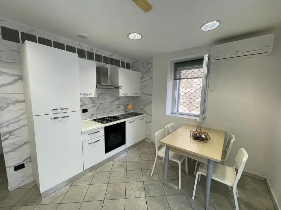 Kitchen or kitchenette, Dining area, dishwasher, minibar, oven, pet friendly, stove