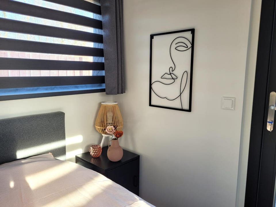 Bed, Decorative detail, Bedroom