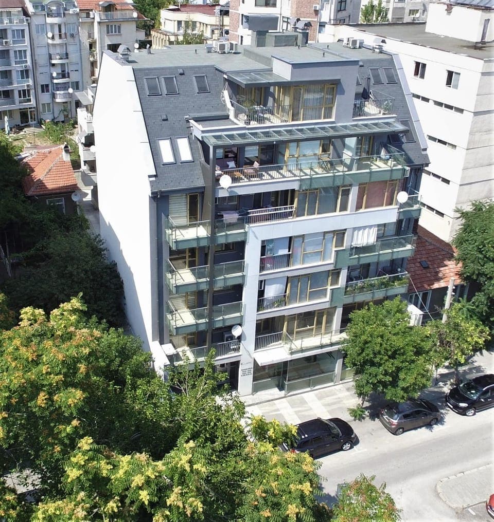 Property building, Bird's eye view