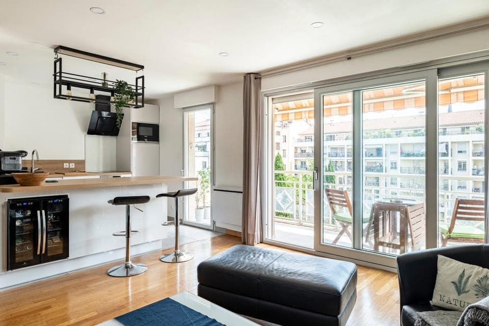 Balcony/Terrace, Living room, Lounge or bar, Dining area, Garden view, internet, minibar