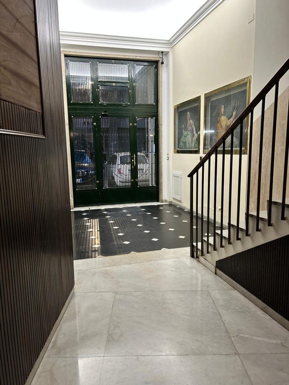 Property building, Facade/entrance