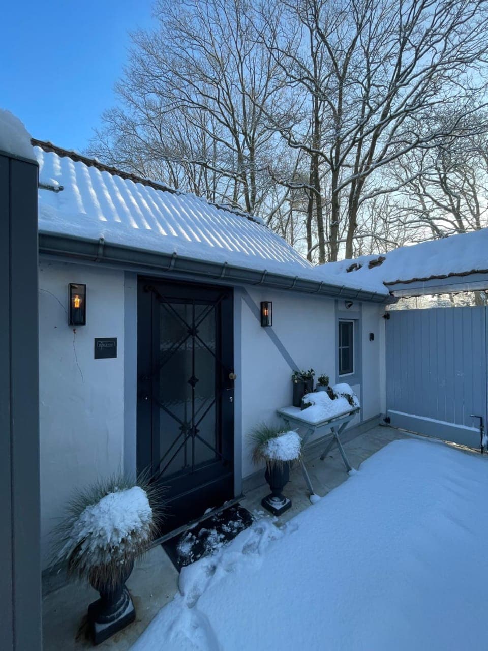 Day, Winter, Balcony/Terrace, acessibility