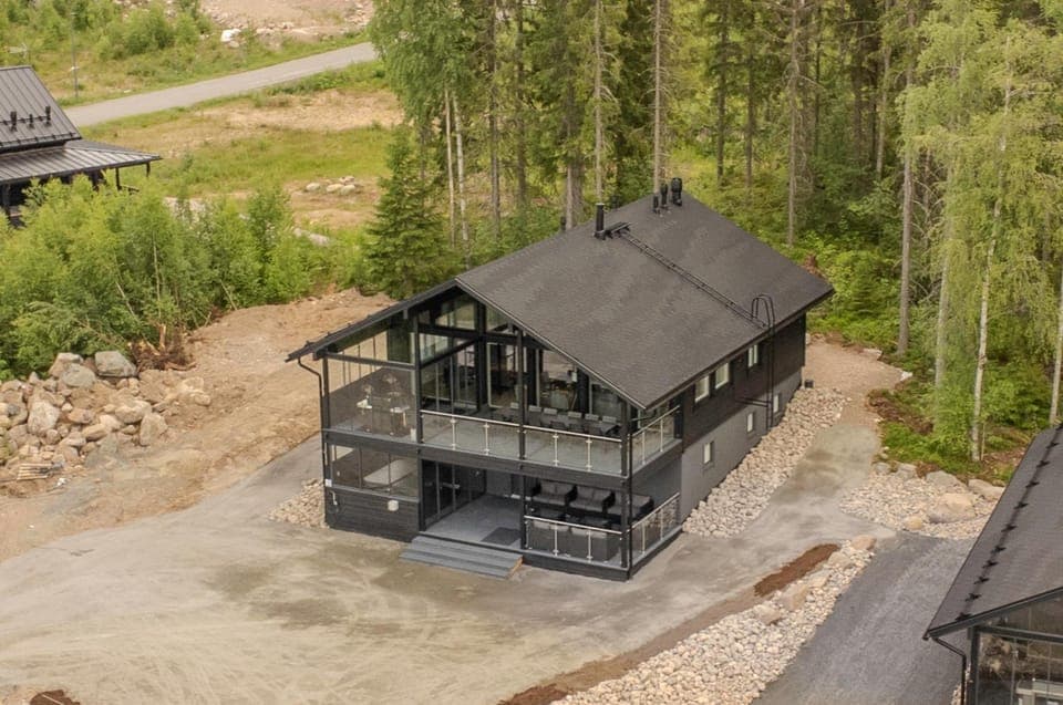 Property building, Day, Natural landscape