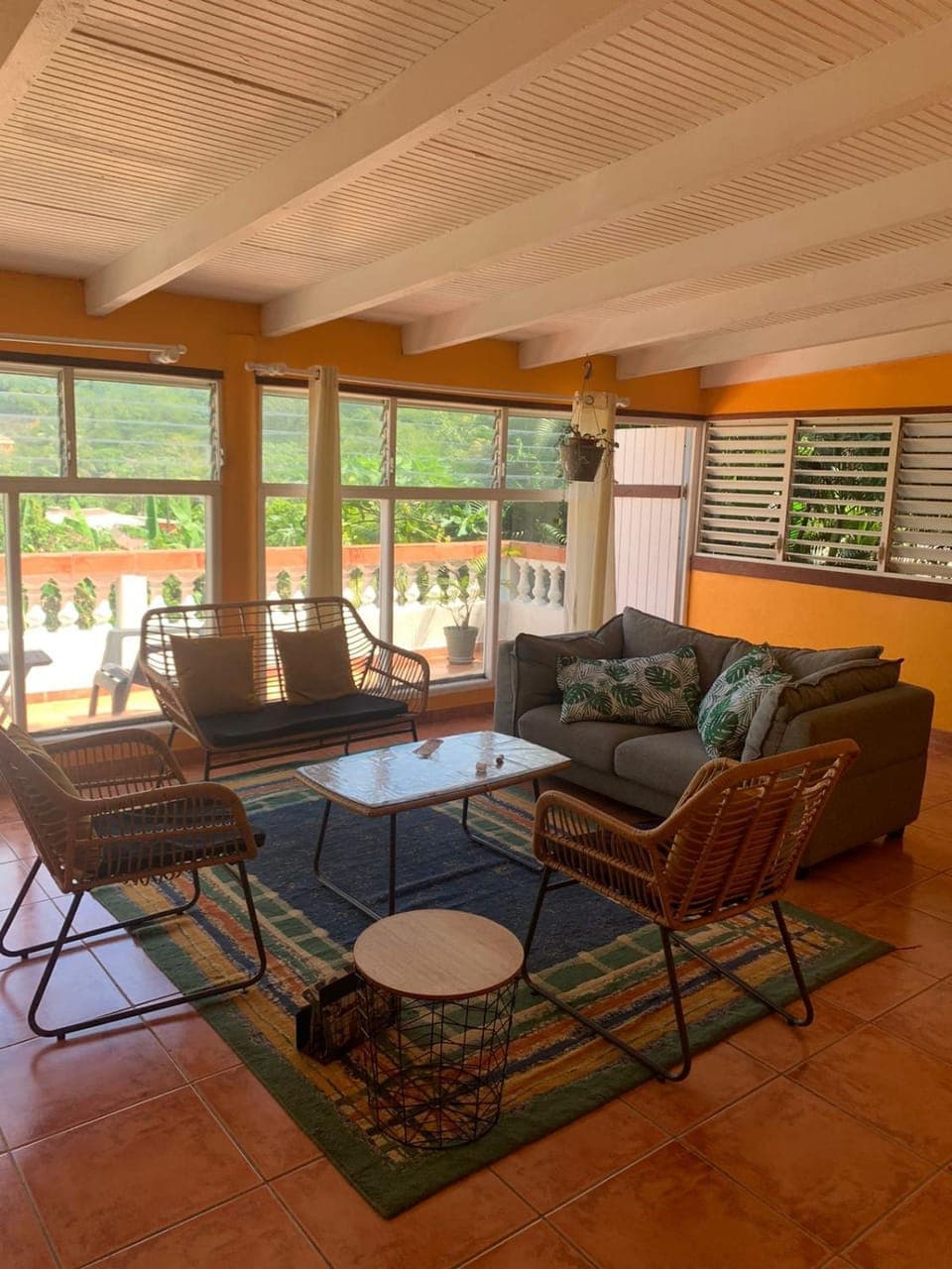 Seating area