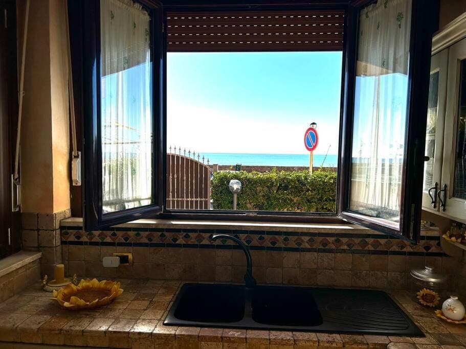 Natural landscape, Kitchen or kitchenette, Sea view