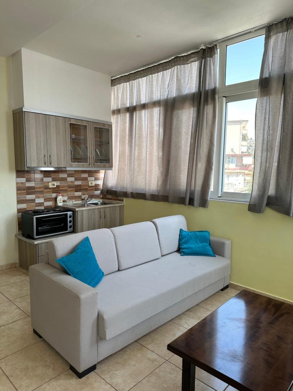 Kitchen or kitchenette, Living room