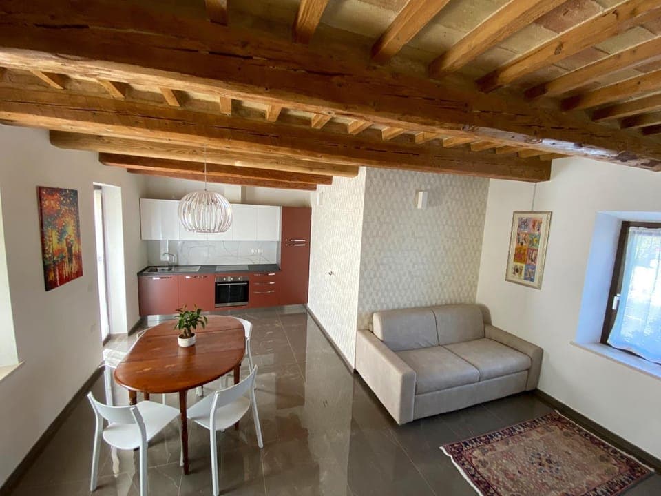 Kitchen or kitchenette, Living room