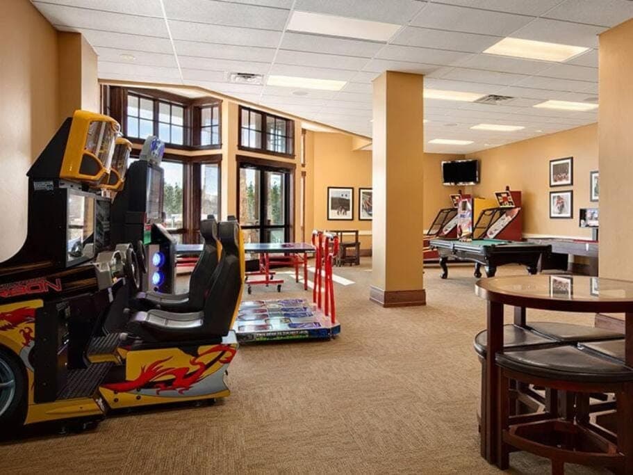 Grand Lodge Peak 7 - 2 bedroom Ski in/Ski out Apartment in Breckenridge