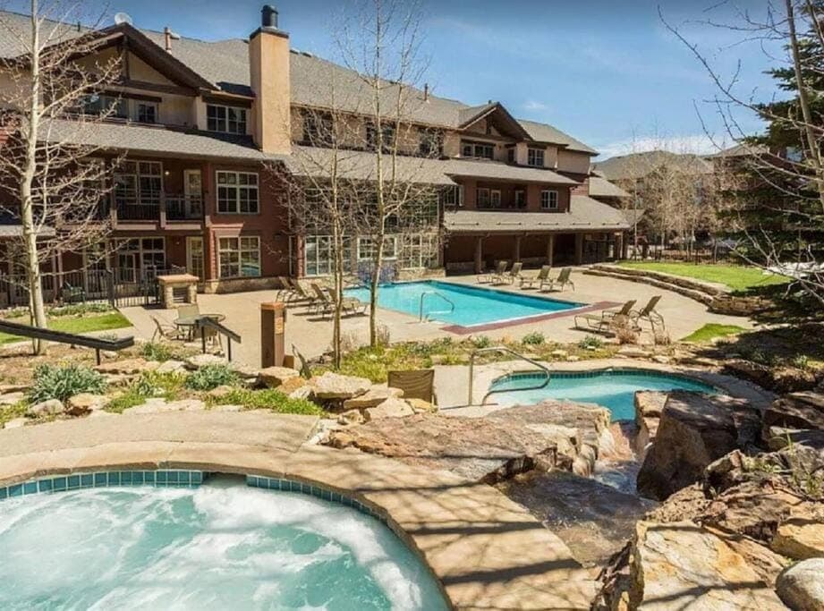 Grand Timber Lodge 3 bedroom - Ski-in/Ski-out Apartment in Breckenridge