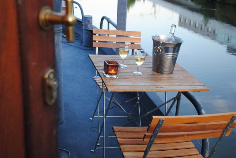 Balcony/Terrace, River view, Drinks