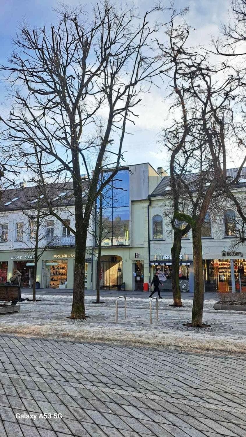 Property building, Day, Neighbourhood, City view, Street view, Location