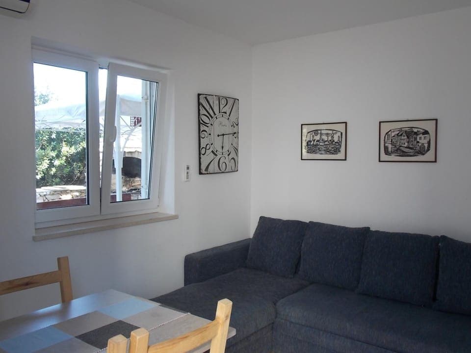 Matea Apartment in Novalja