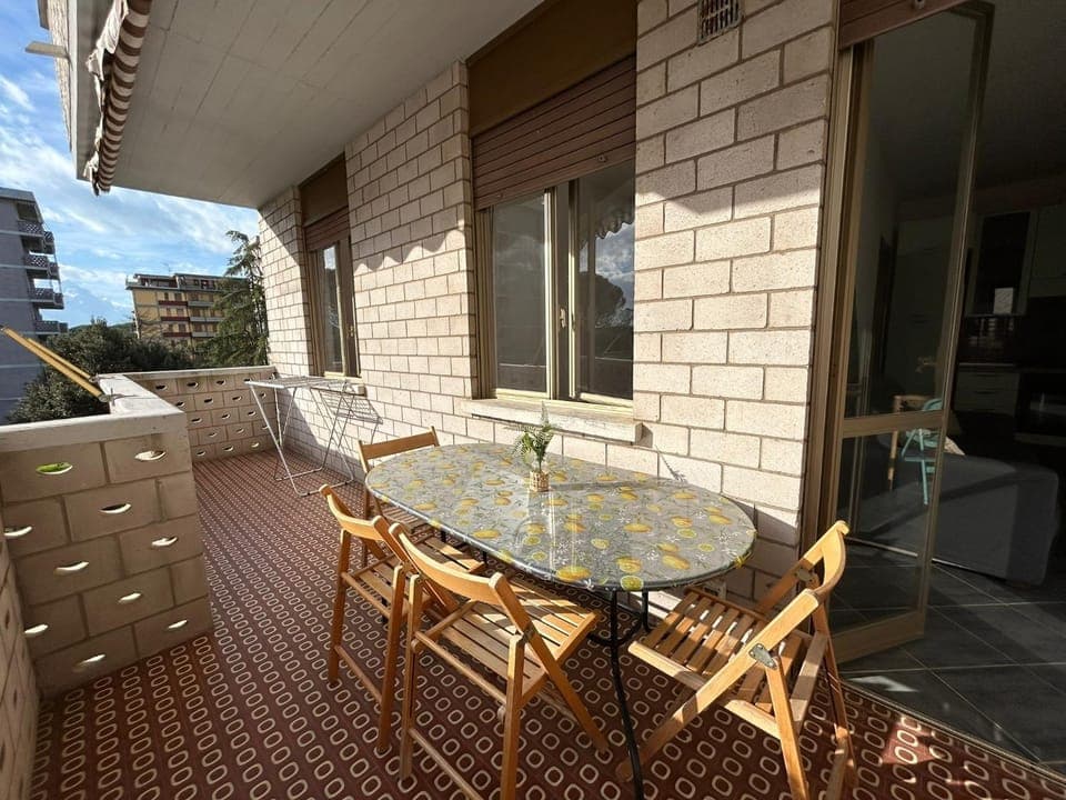 Property building, View (from property/room), Balcony/Terrace