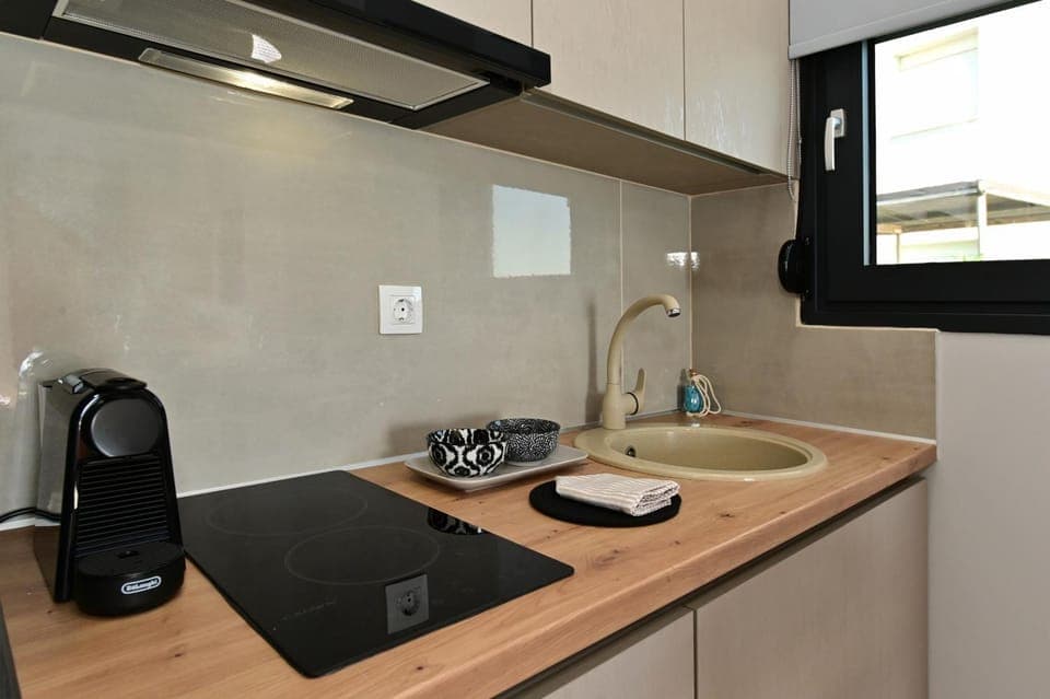 Kitchen or kitchenette, stove