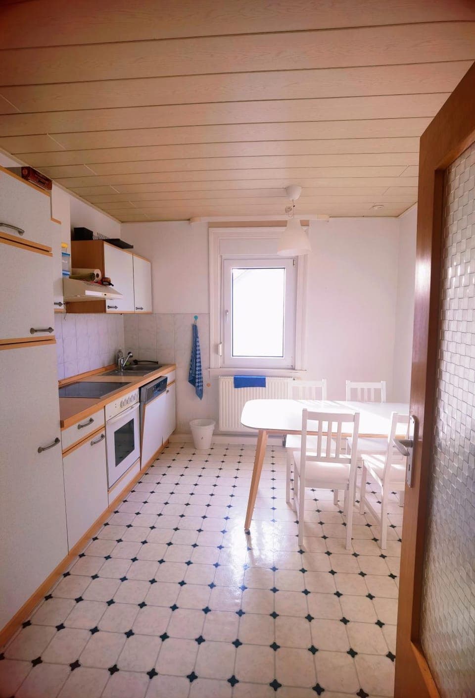 Kitchen or kitchenette, pet friendly