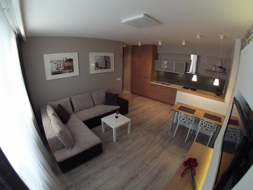 TV and multimedia, Kitchen or kitchenette, Living room, Seating area