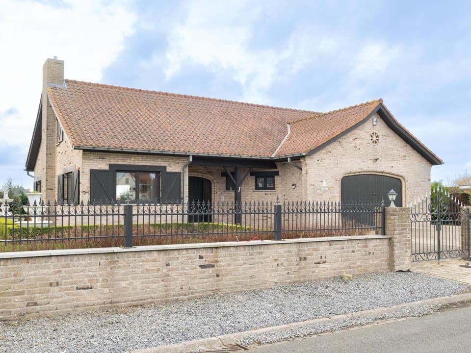 Property building, Winter