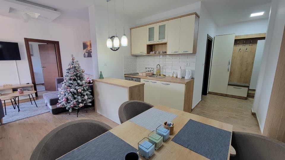 Kitchen or kitchenette, Living room, Seating area