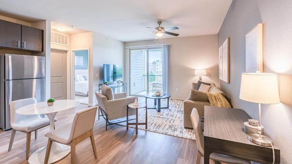 Landing Modern Apartment with Amazing Amenities (ID7516X47) Apartment in Highlands Ranch