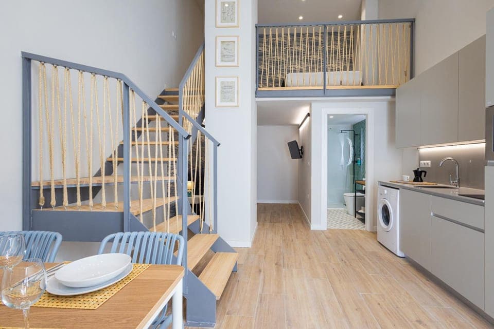 Kitchen or kitchenette, Living room, Seating area, Dining area, stove, washing machine