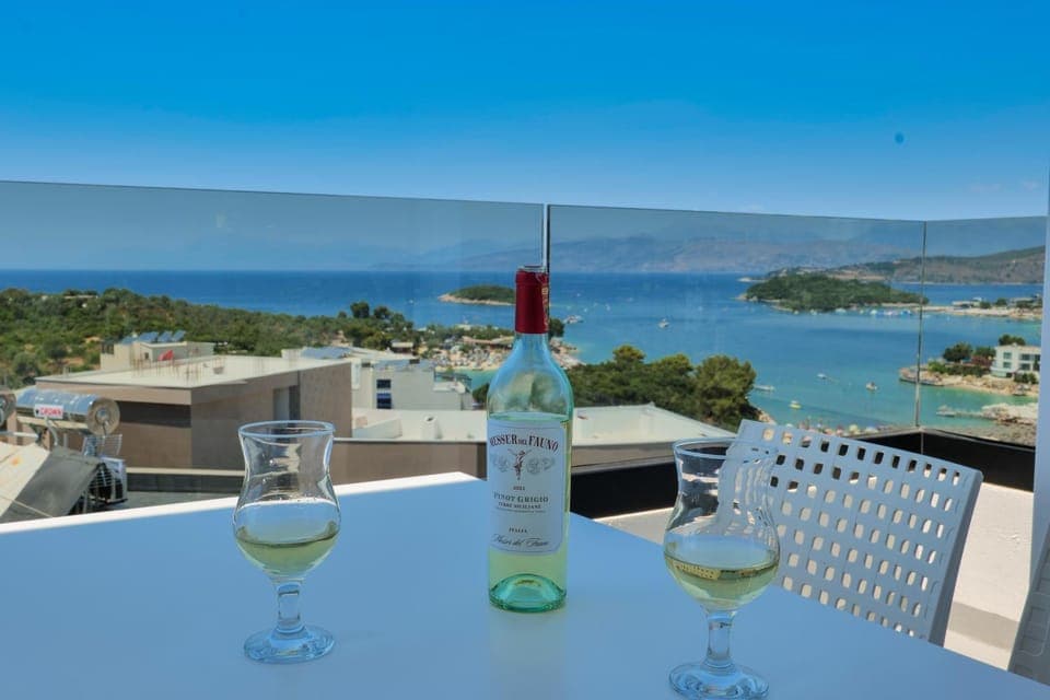 Balcony/Terrace, Food and drinks, Sea view