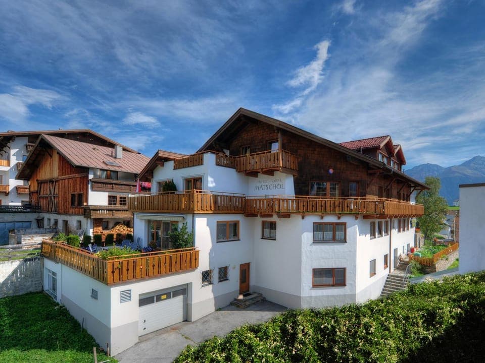 Property building, View (from property/room)