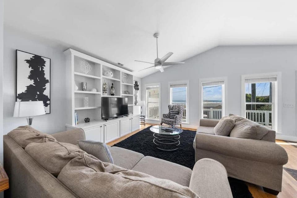 Hit The Beach Carolina Beach great views House in Kure Beach