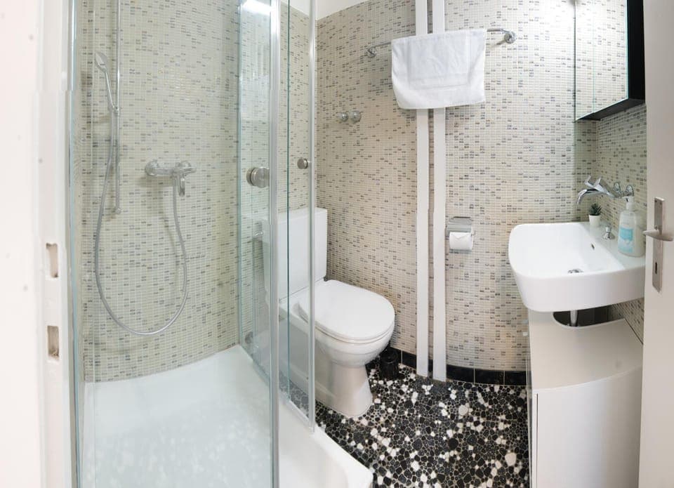 Shower, Toilet, Bathroom