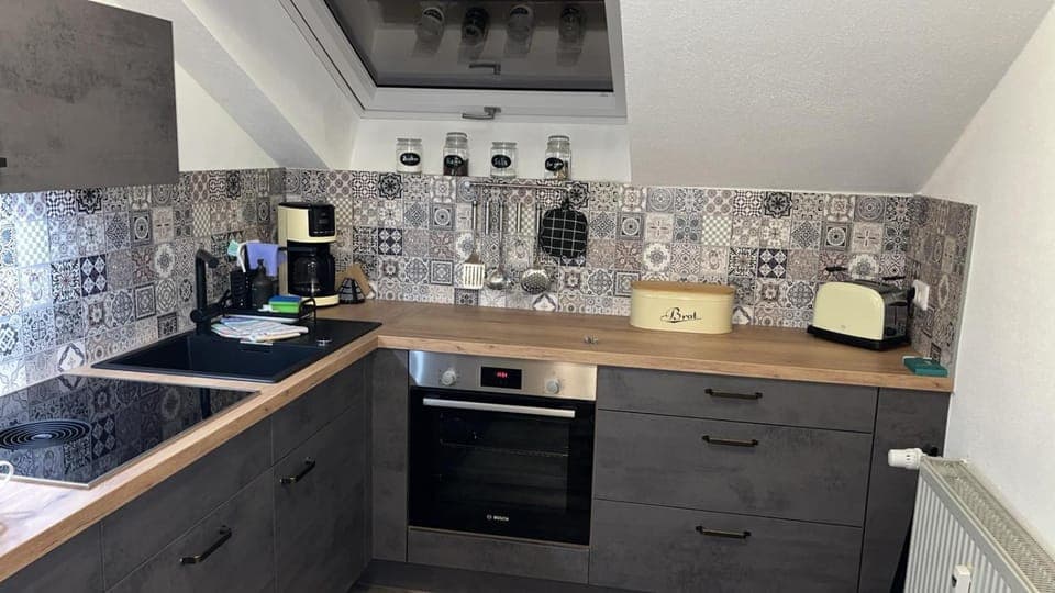 Coffee/tea facilities, dishwasher, pet friendly, stove, toaster, kitchen