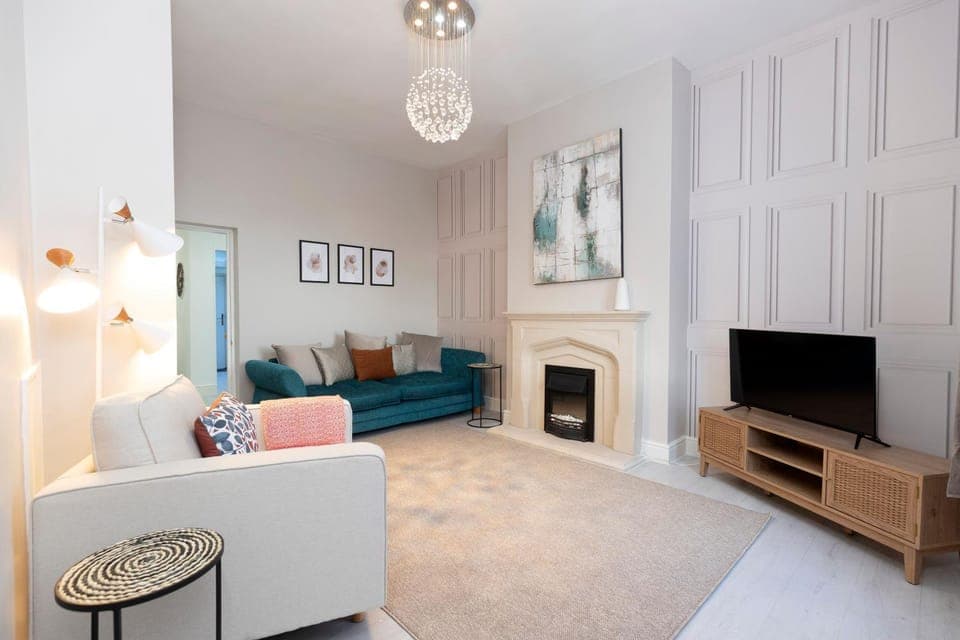 Living room, Evening entertainment