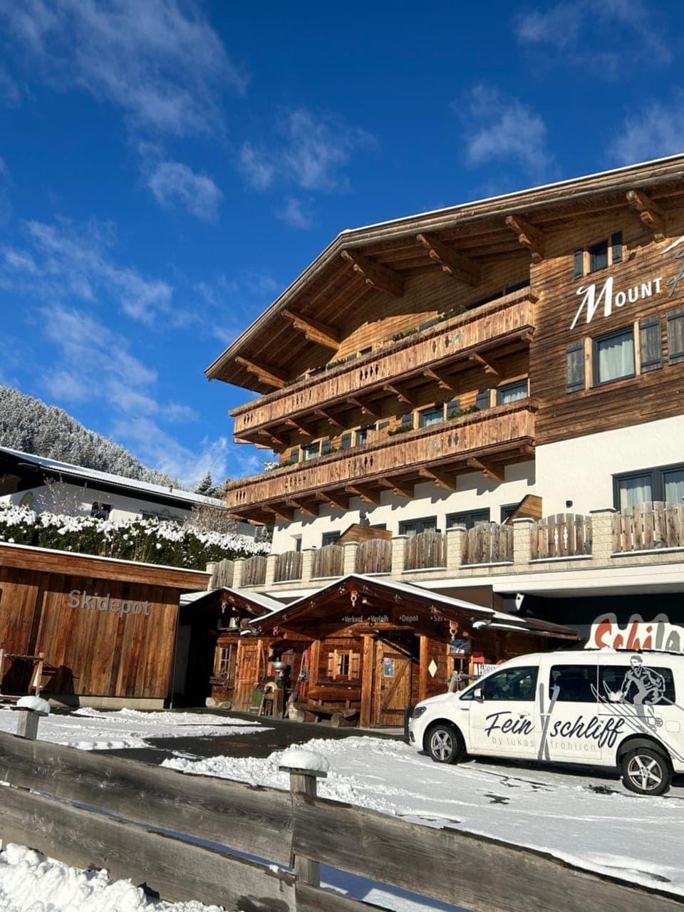 Property building, Day