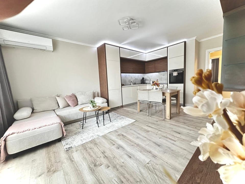 Kitchen or kitchenette, Living room, Seating area, Dining area, oven, air conditioner