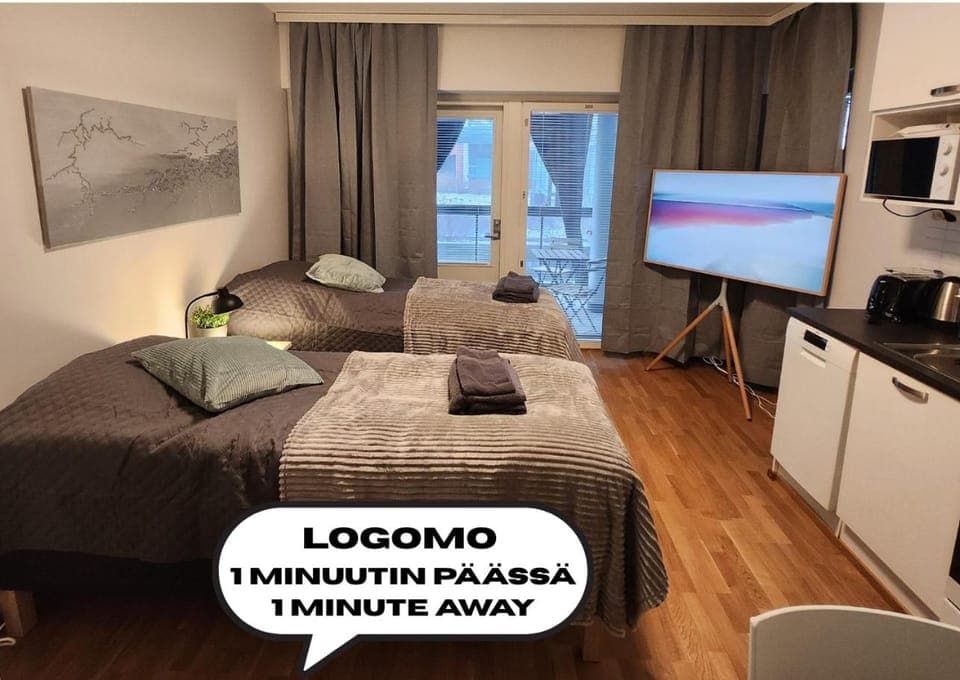 Bed, Balcony/Terrace, Living room, Photo of the whole room, Bedroom, Food, Guests, furniture, furniture, internet, toaster, towels, kitchen