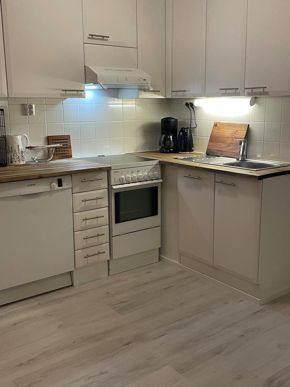 Kitchen or kitchenette, dishwasher, oven, stove, toaster, kitchen, kitchen