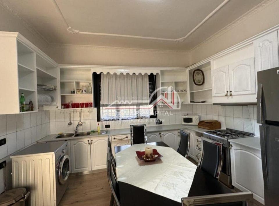 Kitchen or kitchenette, pet friendly