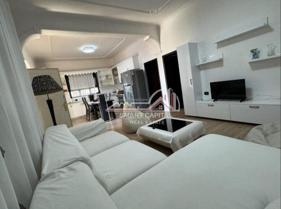 TV and multimedia, Kitchen or kitchenette, Living room, Photo of the whole room, Seating area, air conditioner