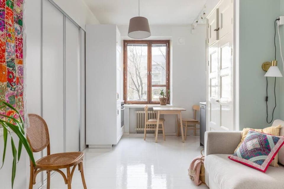 Living room, Seating area, Dining area