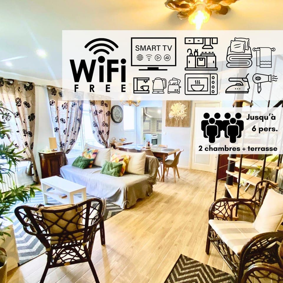 Living room, Dining area