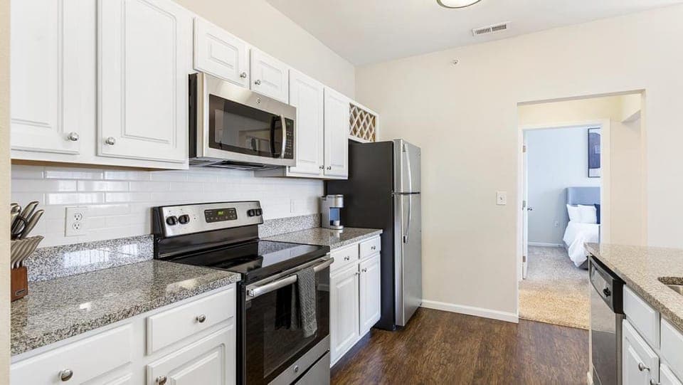 Landing Modern Apartment with Amazing Amenities (ID8982X42) Apartment in Perry Township