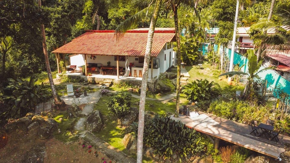 Property building, Spring, Day, Natural landscape, Garden, Garden view